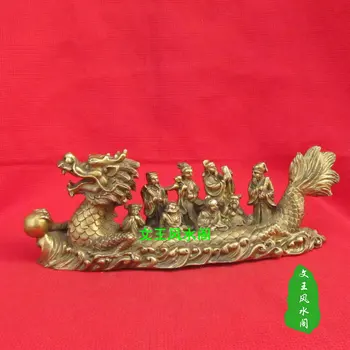 Лодка с восемью медными украшениями шэньцзичэнь убеждала чиновников в том, что в Лодке-драконе Восемь Бессмертных Пересекают море Ли Л